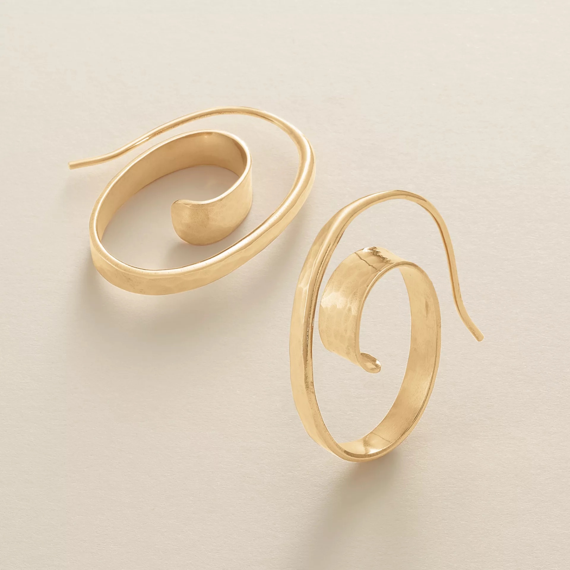 Floating Spiral Hoops - Image 2