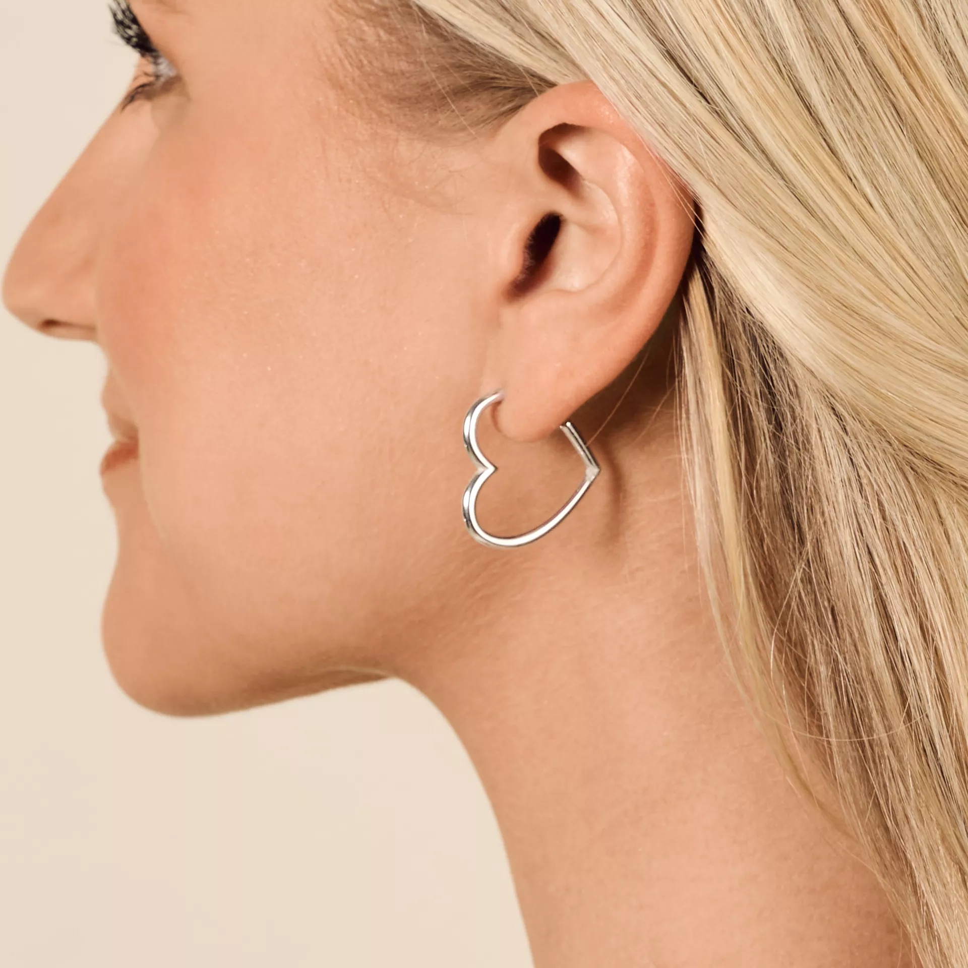 Heart Hoops - Image 4