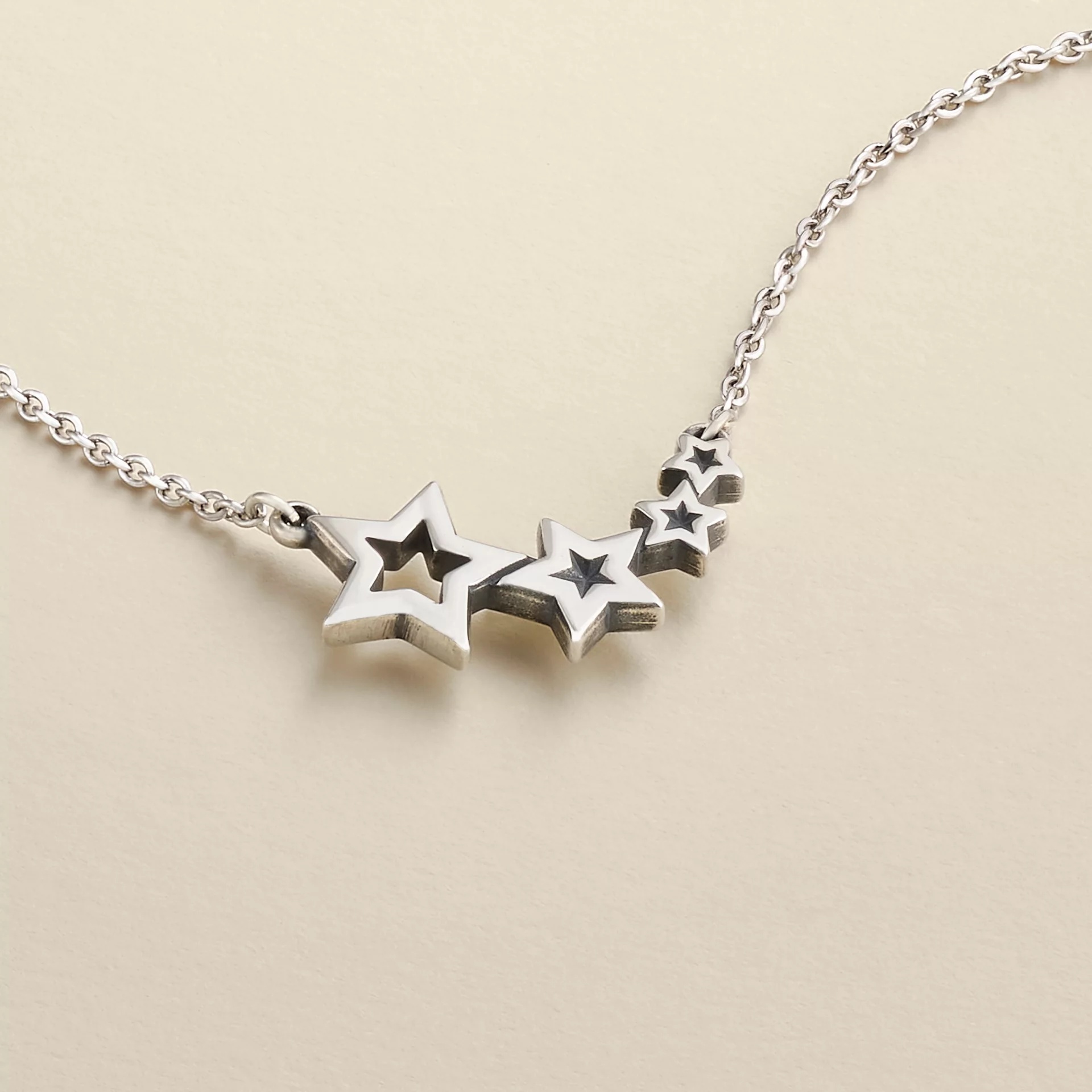 Twinkling Stars Necklace - Image 3