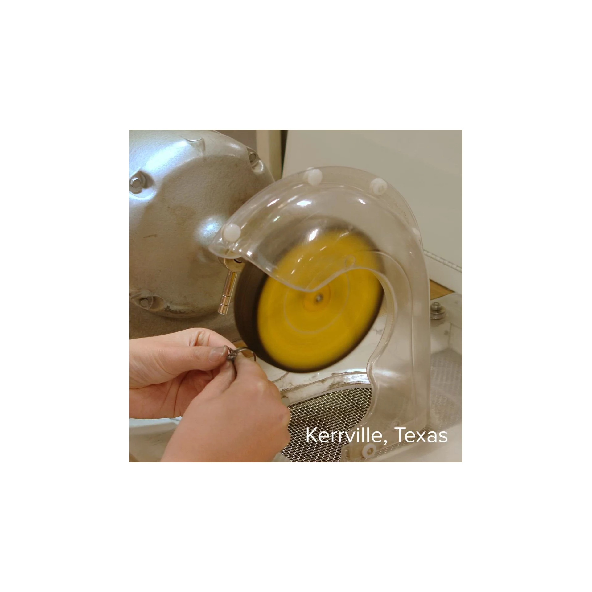 Oval Gemstone Ring - Image 6