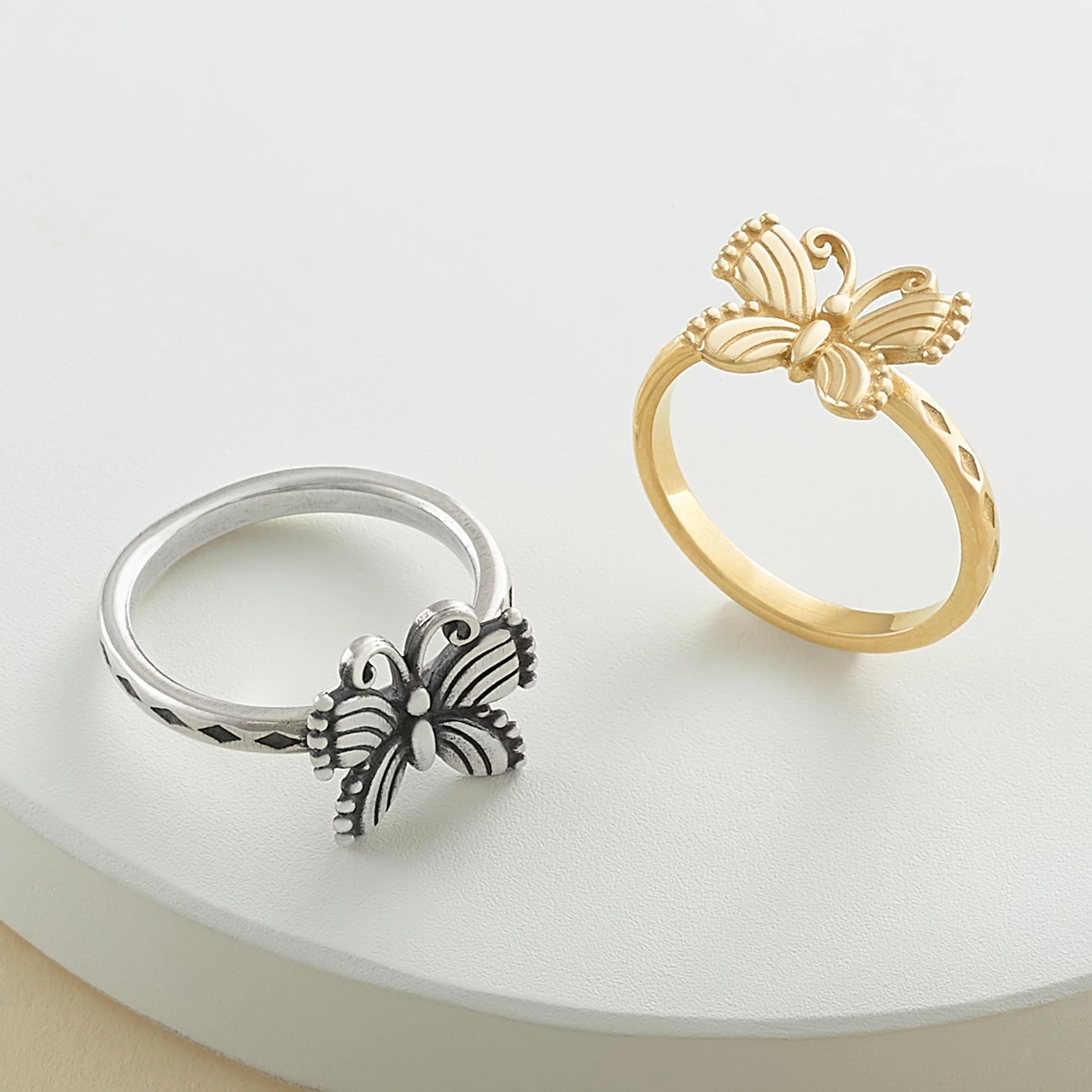 Festival Butterfly Ring - Image 3