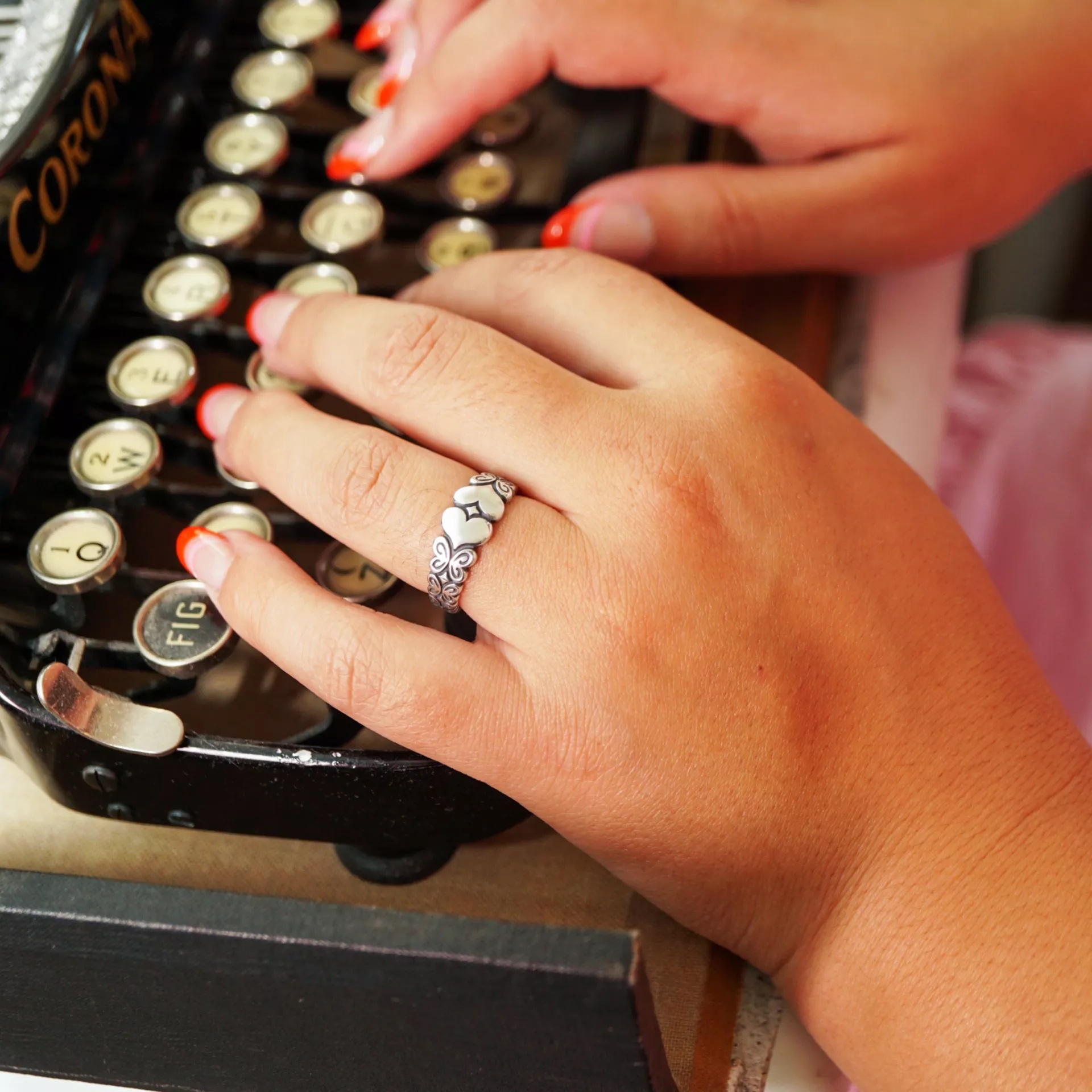 Hearts and Butterflies Ring - Image 5